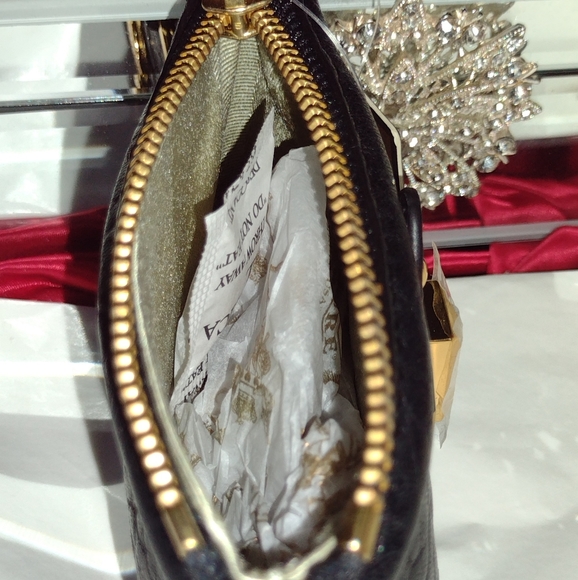 Juicy Couture Black Butter Leather LG  Wallet Clutch Gold HW NWT - Picture 5 of 13